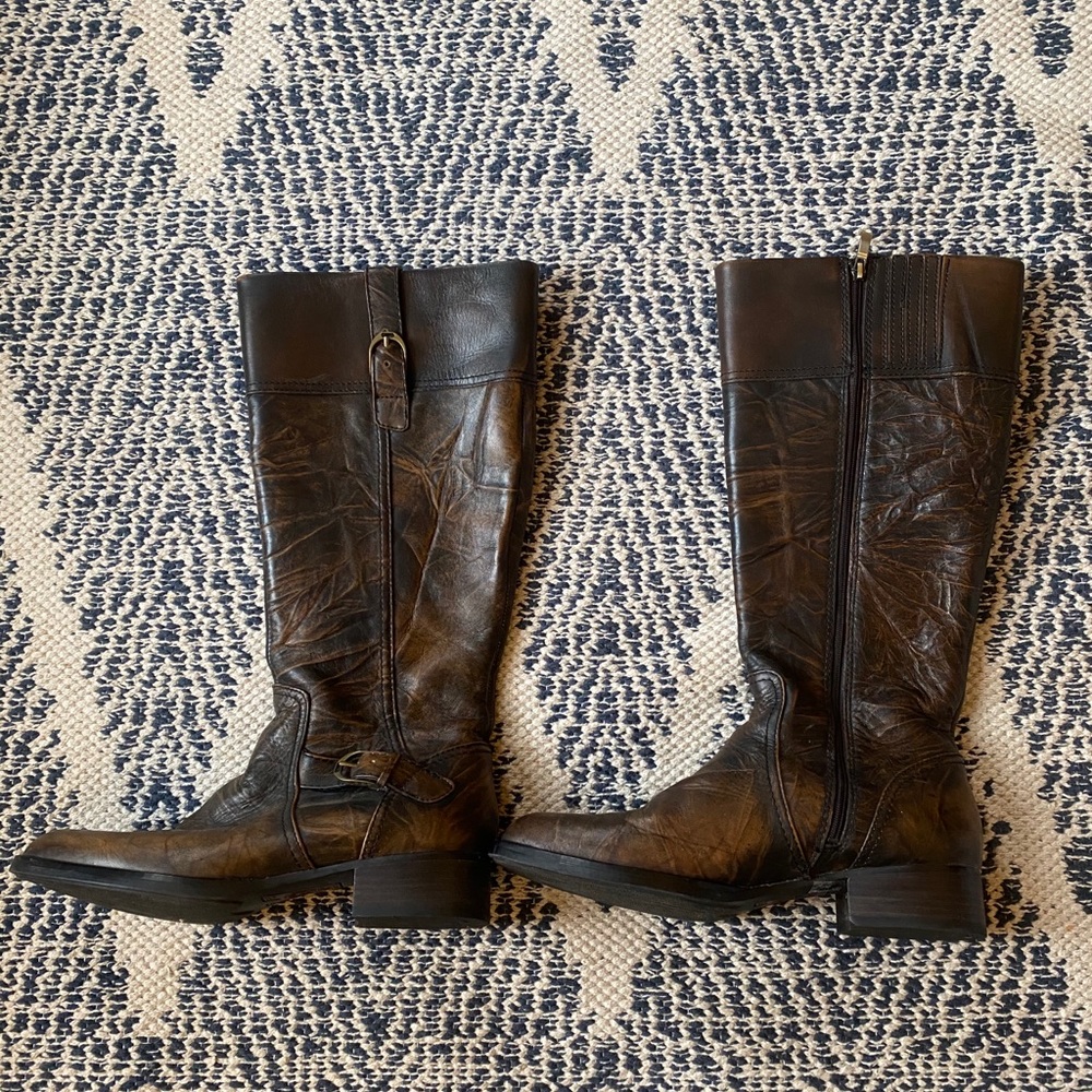 Ariat leather boots sz 10